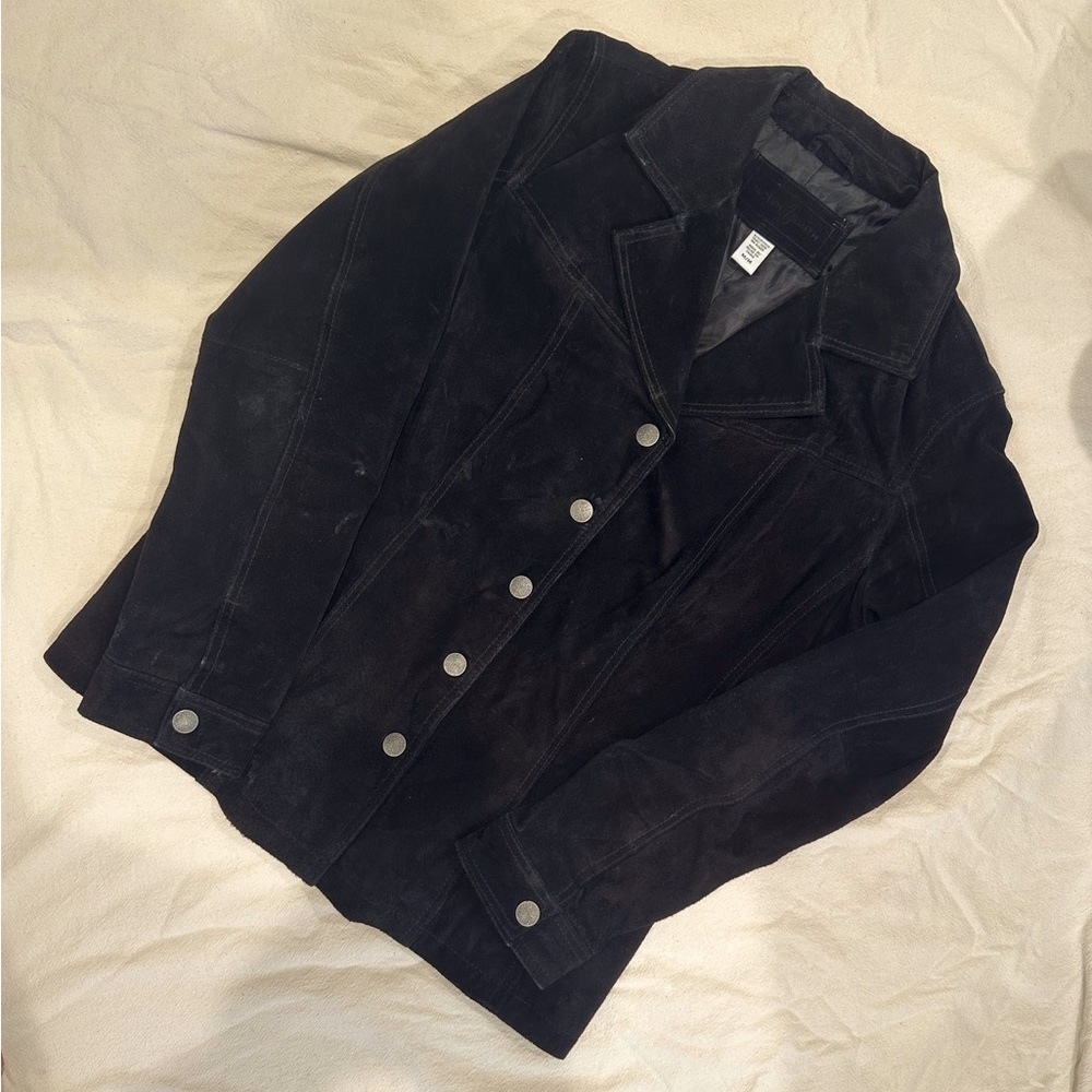 Jaclyn Smith Black Jacket